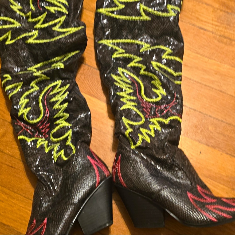 Lamoda Women's Western Embroidered Faux Leather Boots Black US 6